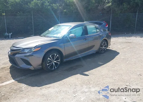 2020 Toyota Camry Se z USA, uszkodzony, nr VIN 4T1G31AK2LU546027